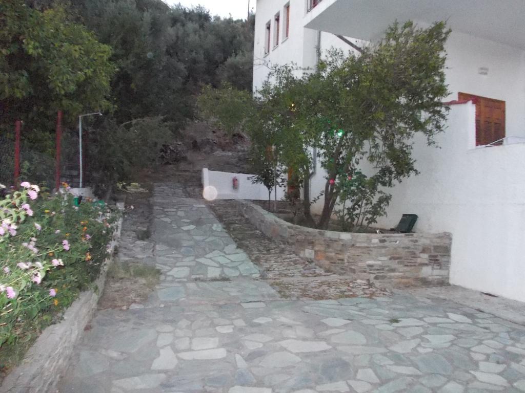 Philippos Apartments Afissos Exterior photo